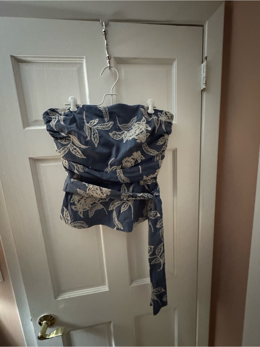 White house blackmarket Strapless Blue Floral Peplum Top with Tie Waist